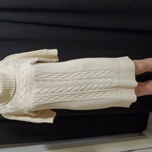 B. Republic Cable Knit Sweaterdress Tunic / Dress Size medium
